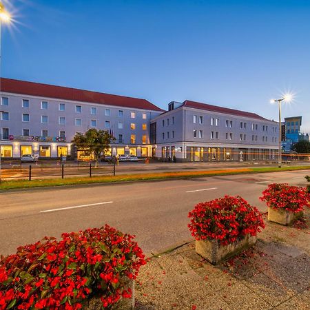 Hotel Gromada Arka Lux Koszalin Exterior photo