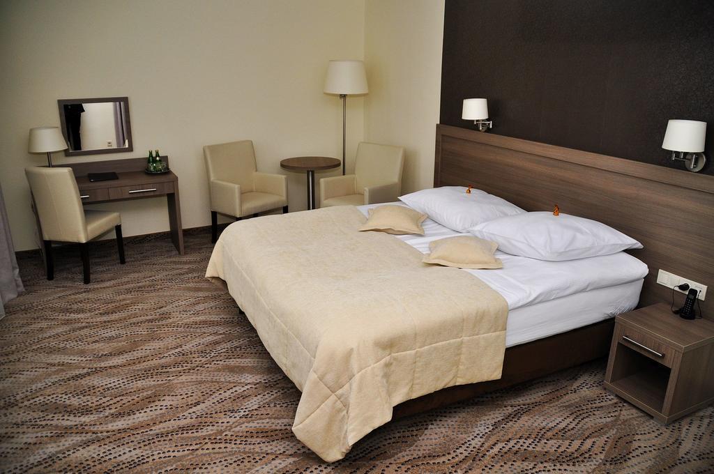 Hotel Gromada Arka Lux Koszalin Exterior photo